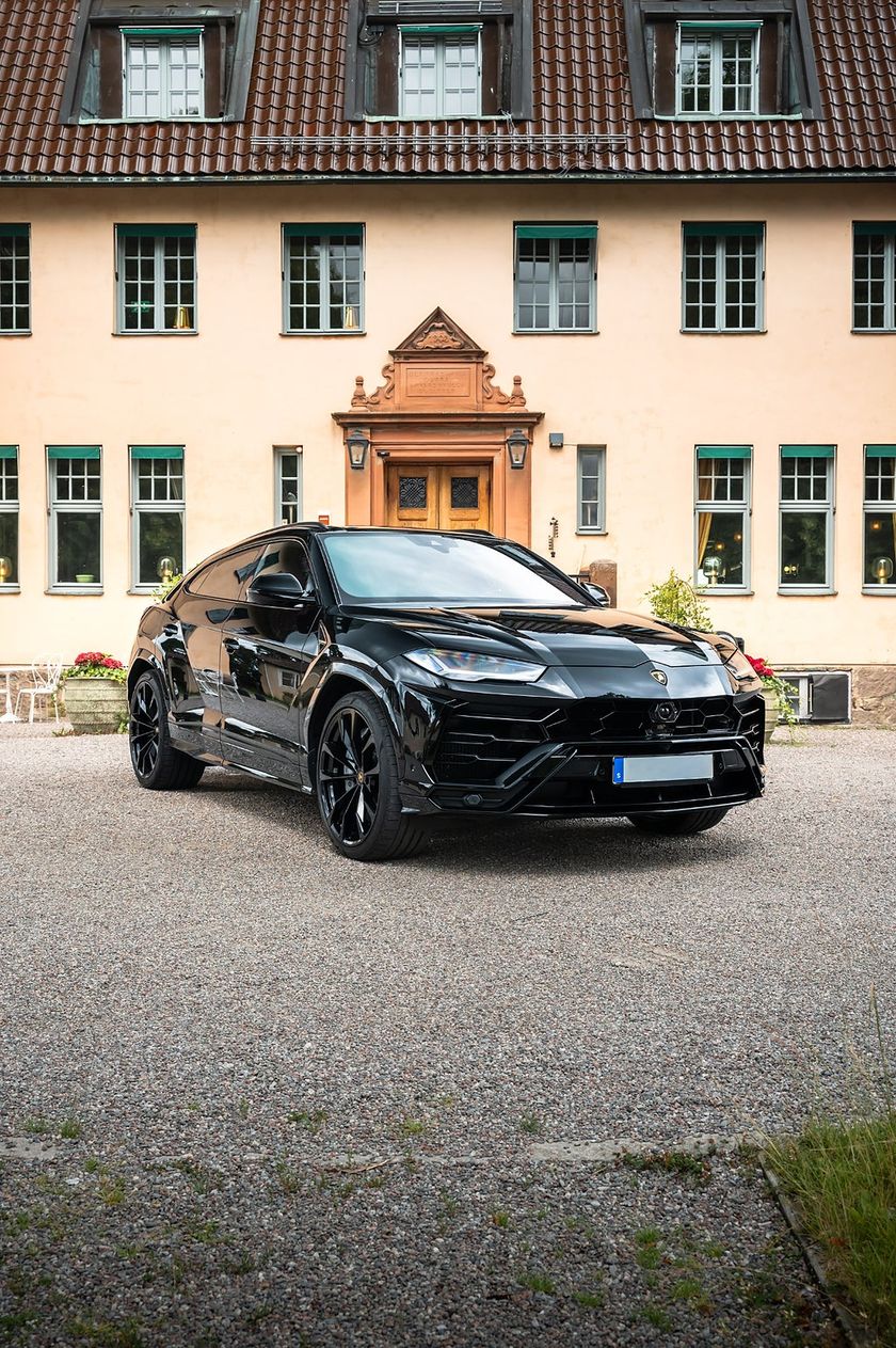 Bild 1 av Lamborghini Urus 4.0 V8 AWD 650hk Pano Drag HUD PPF Akrapovic Sensonum