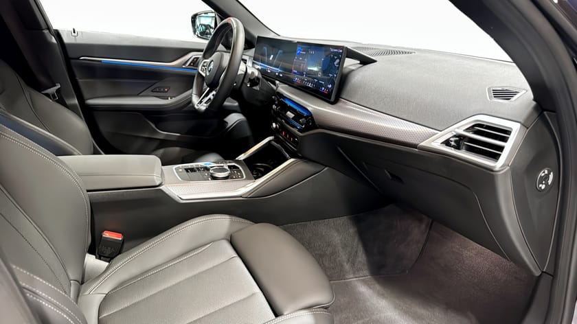 Bild 3 av BMW i4 M60 xDrive Gran Coupé Fully Charged H/K 360° Drag