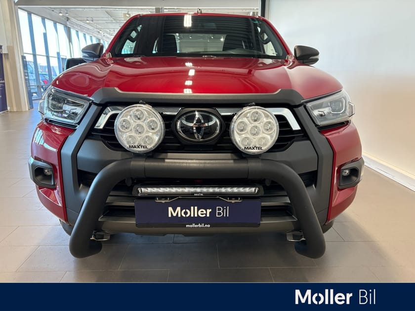 Bilde 4 av Toyota Hilux Extra Cab 2,8 204hk X-Cab 4WD SR aut