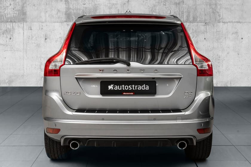 Bilde 5 av Volvo XC60 D4 190hk R-Design | H&K | Kamera | Krok | Lam.ruter