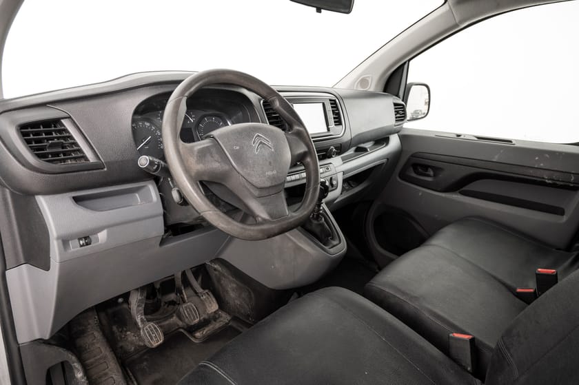 Bilde 5 av Citroën Jumpy Van IP 2.0 BlueHDi 150 Auksjon! Les tekst!