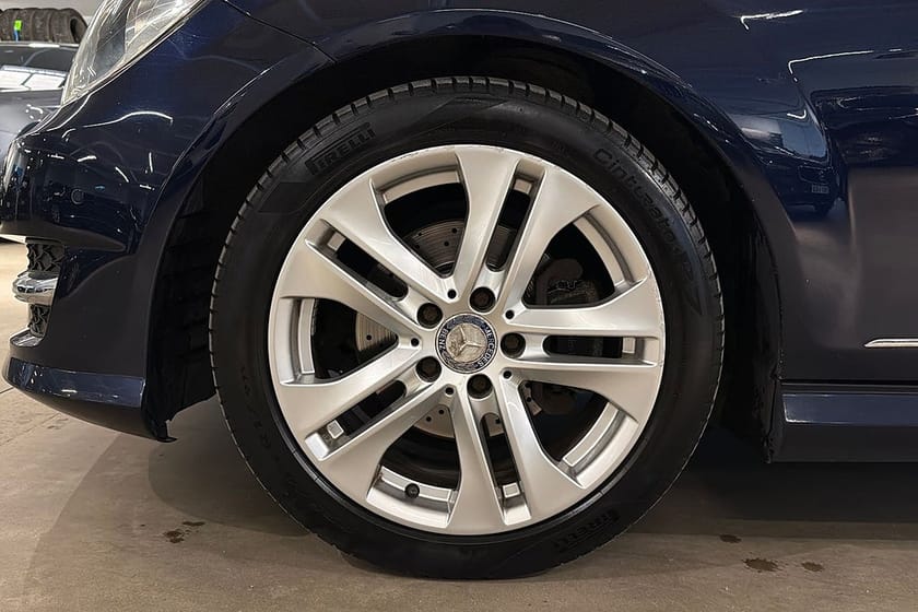 Bild 5 av Mercedes-Benz C 180 T AMG Sport / Dragkrok / Navigation / P-Sensor