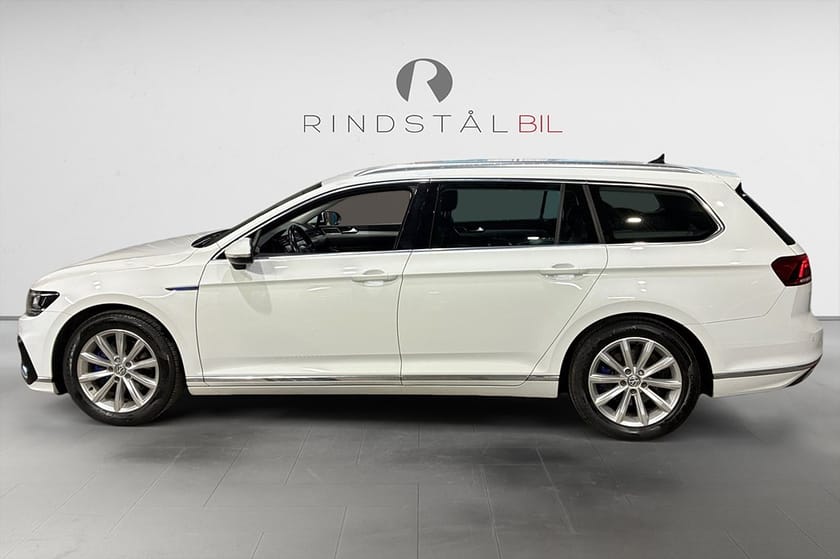 Bild 4 av Volkswagen Passat Sportscombi GTE SC 1.4 TSI 218 HK DSG DRAG B-VÄRM COCKPIT NAVI PDC