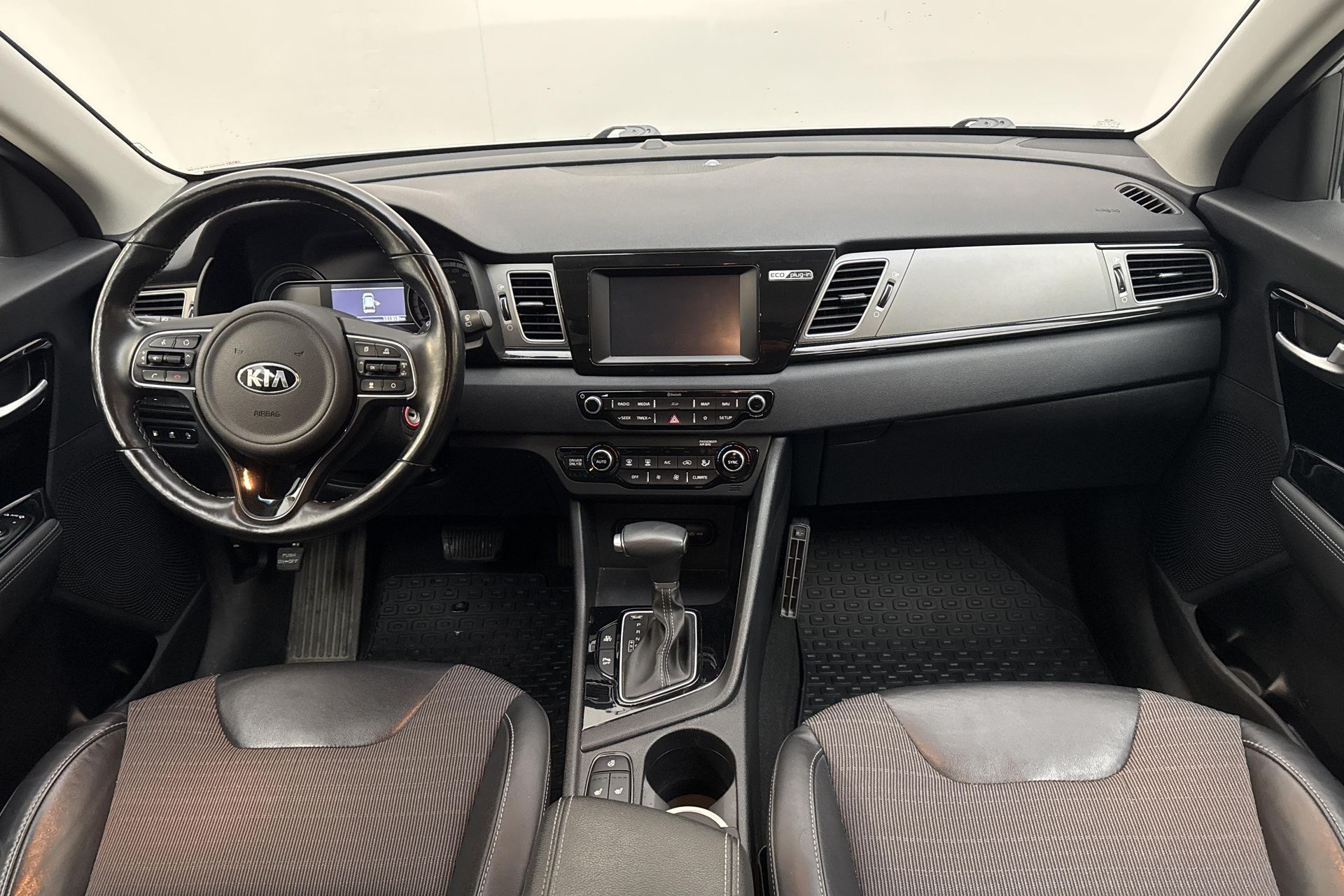 Kia Niro P-HEV 2019, bild 7/10