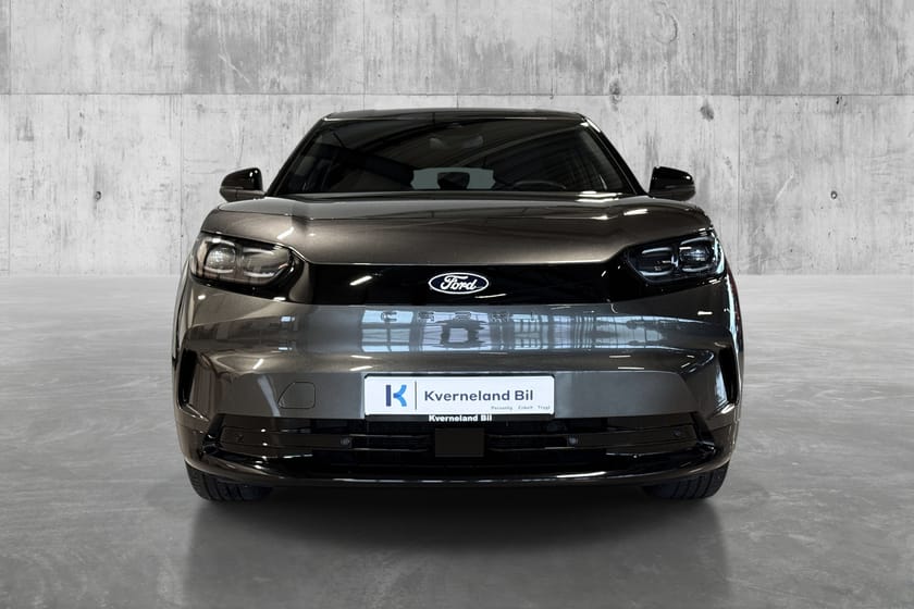 Bilde 2 av Ford Capri EV Extended Range AWD Range/Krok/Adaptive Cruise/Carplay/Navi