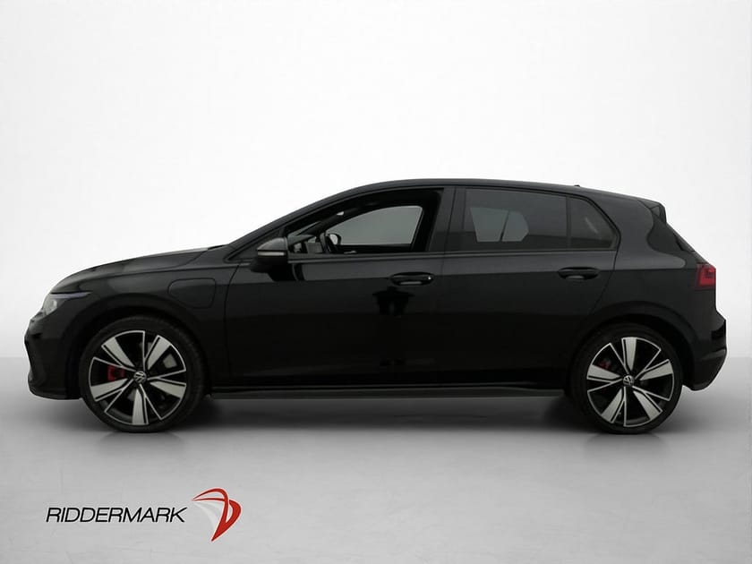 Bild 4 av Volkswagen Golf GTE 1.4 TSI 245hk Cockpit P-Värm Matrix Navi