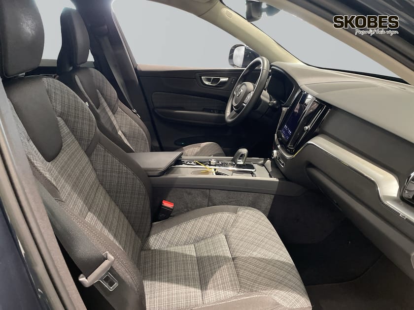 Bild 2 av Volvo XC60 Recharge T6 Core Bright