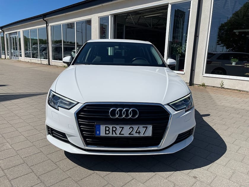 Bild 2 av Audi A3 Sportback 1.5 TFSI Proline 150 hk