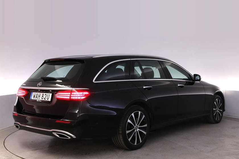 Bild 5 av Mercedes-Benz E 300 T de 4MATIC 4M Avantgarde Pano 360 Burmester