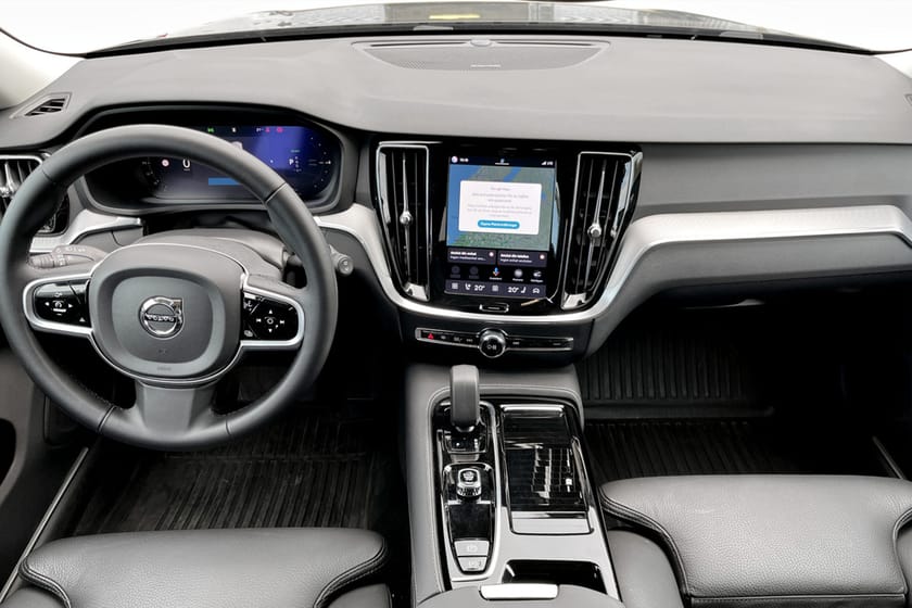 Bild 4 av Volvo V60 T6 Plus Dark Nordic Edition