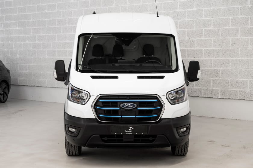 Bilde 4 av Ford E-Transit 350 68kWt 269hk L3H2 Trend