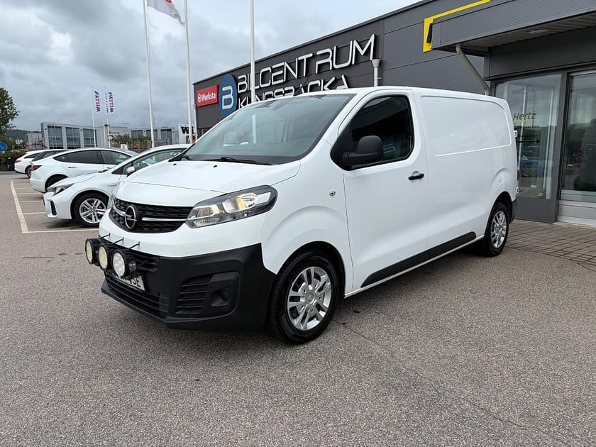 Bild 1 av Opel Vivaro Skåpbil IP L2 Drag, Backkamera, Värmare