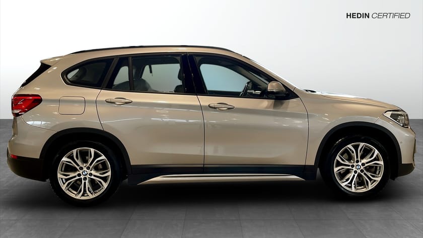 Bild 4 av BMW X1 xDrive25e Sportline Drag Navi Halvskinn Kamera