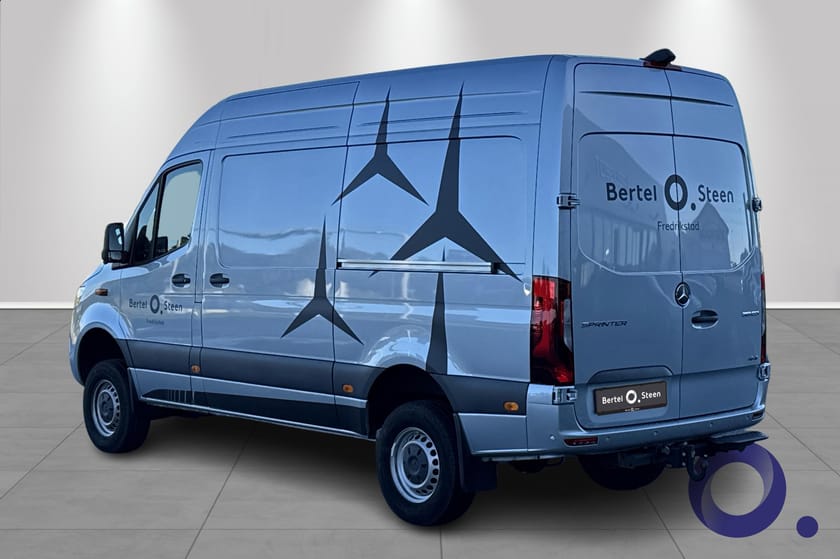 Bilde 3 av Mercedes-Benz Sprinter 319 CDI 4x4 Panel Van
