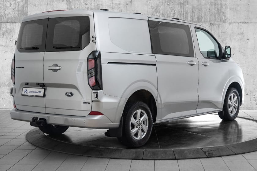 Bilde 5 av Ford Transit Custom 320 L1/170HK/AWD/Automat/Webasto/Takstativ