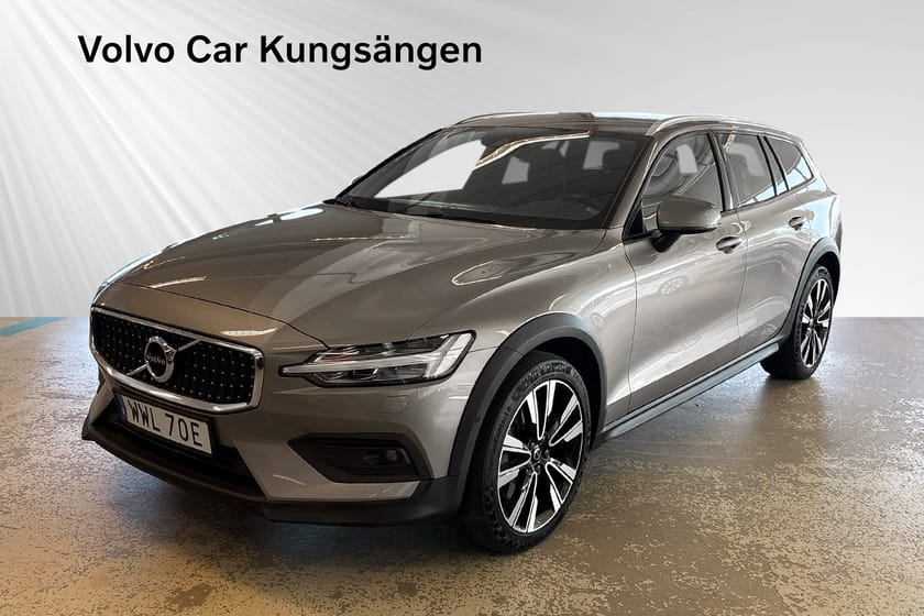 Bild 1 av Volvo V60 Cross Country D4 AWD Advanced Edt DRAG/KAMERA