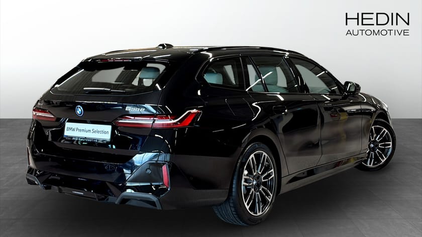 Bild 2 av BMW 530e xDrive Touring M sport Drag Navi Kamera H/K