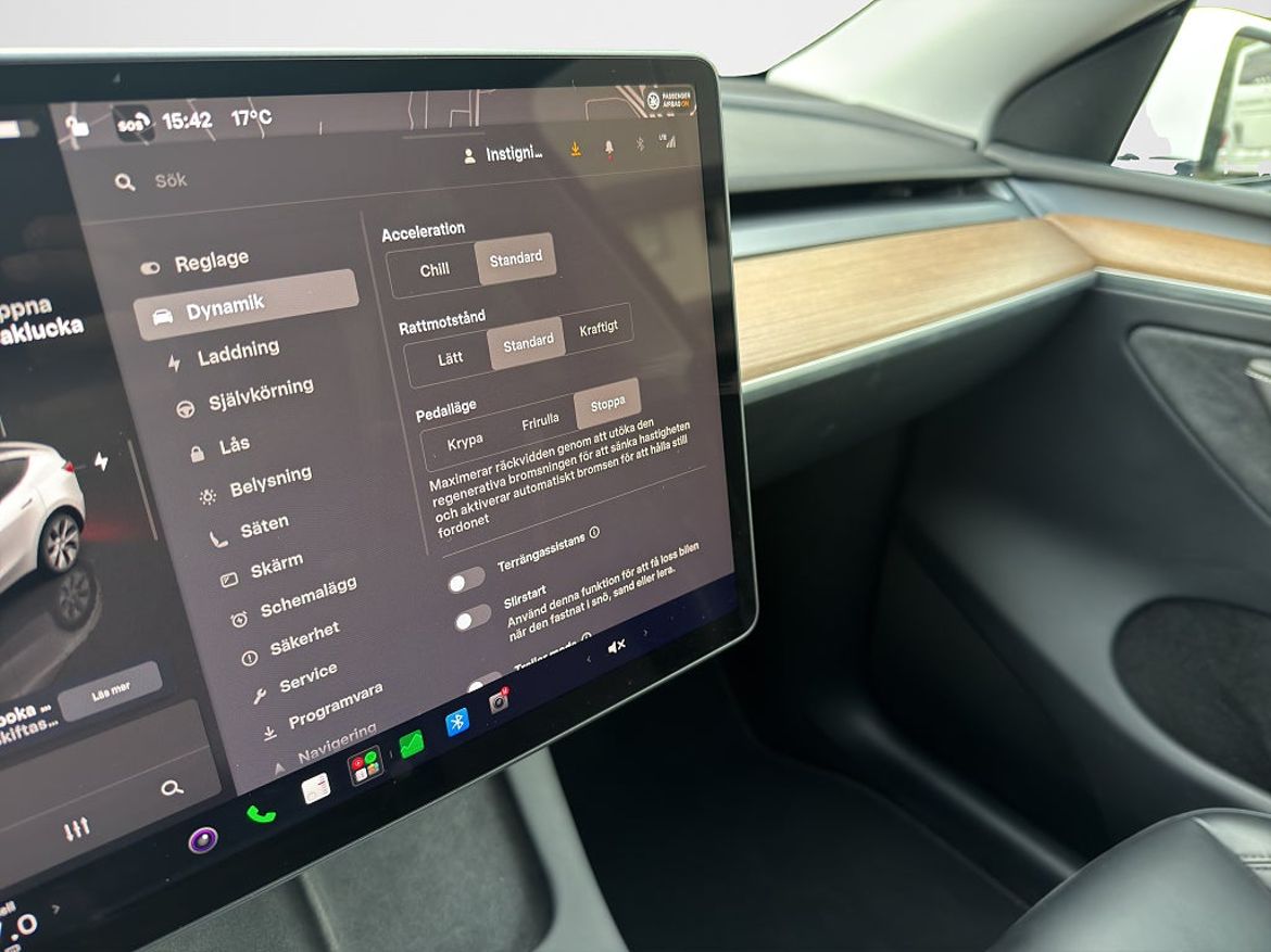 Tesla Model Y Long Range AWD, bild 18 av 18