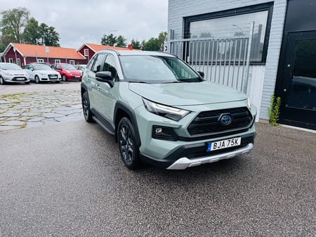 Toyota RAV4 Hybrid AWD-i 222HK ADVENTURE / 7100Mil