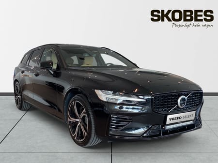 Volvo V60 T6 Plus Dark Nordic Edition Se utr, B&W, Panorama, vent/massage stolar, Momsbil