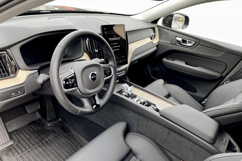 Bild 5 av Volvo XC60 T6 Plus Dark Nordic Edition