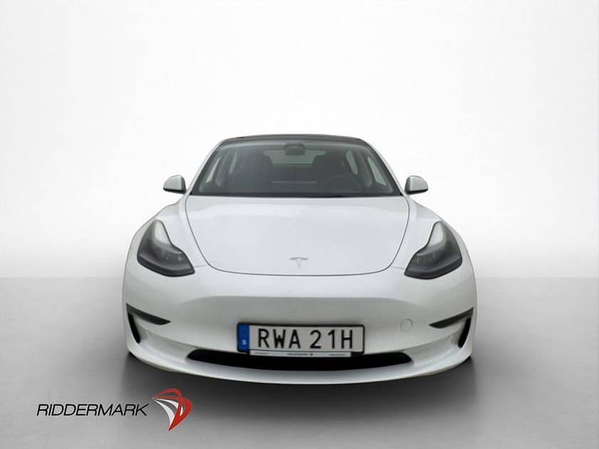 Bild 3 av Tesla Model 3 Long Range AWD 498hk Pano Skinn B-Kamera AP