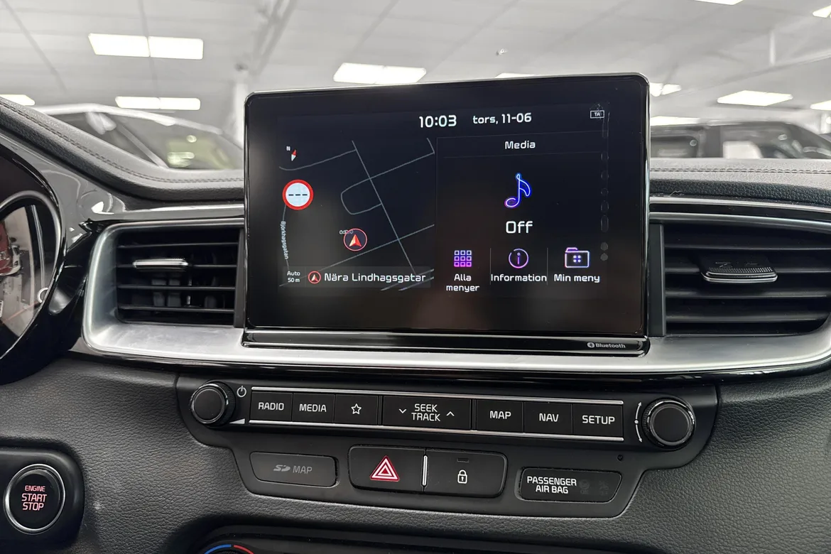 picture of a car