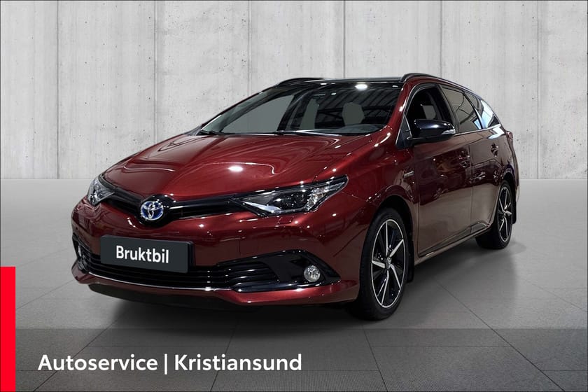 Bilde 1 av Toyota Auris Touring Sports Hybrid 1,8 Black Edition LAV KM/