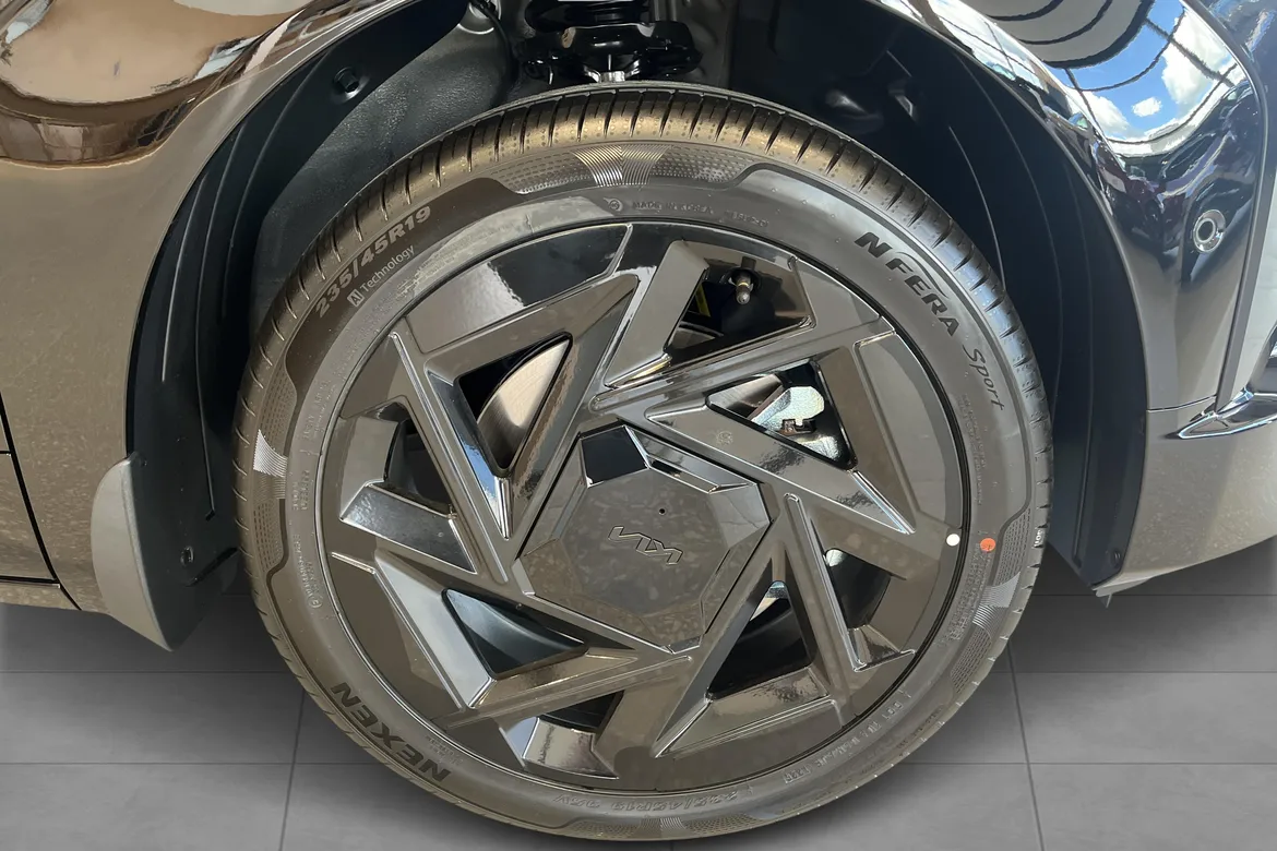 picture of a car