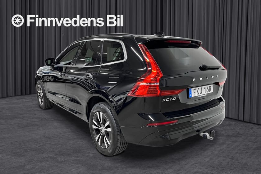 Bild 2 av Volvo XC60 B4 AWD Diesel Mom Adv Edt II *Drag/Pano/H&K/SE SPEC*