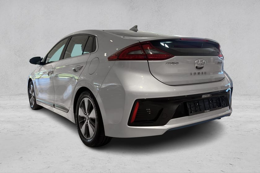 Bilde 3 av Hyundai Ioniq Plug-in Plug in Hybrid, Topputgave, Skinn, Soltak, Se km!