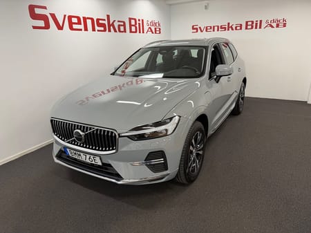 Volvo XC60 T6 Plug-In Hybrid AWD Geartronic Core Pano 2,99%