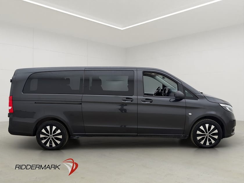 Bild 2 av Mercedes-Benz Vito Tourer 116 CDI 4x4 3.2t Värm Drag B-Kam 9-Sit Moms