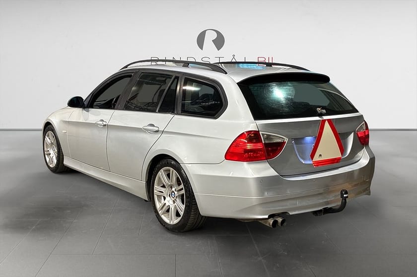 Bild 5 av BMW 320i Touring 150 HK LED-RAMP PDC DRAG H-CAN A-TRAKTOR