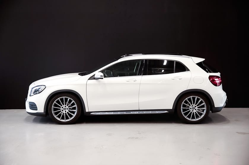 Bild 3 av Mercedes-Benz GLA 200 d 4MATIC 7G-DCT, 136hk, 2018