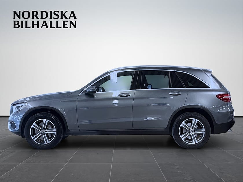 Bild 4 av Mercedes-Benz GLC 220 d 4MATIC 9G-Tronic Burmester Kamera Drag Bluetooth