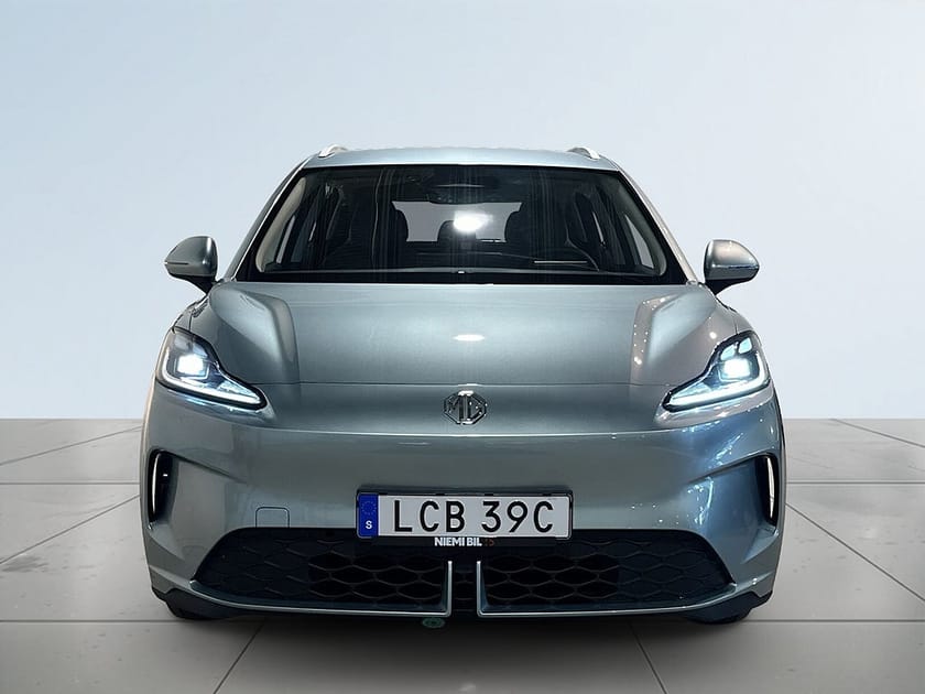 Bild 2 av MG 4 EV Urban 53.9 kWh Kamera Värmepump Rattvärme CarPlay 0% Ränta