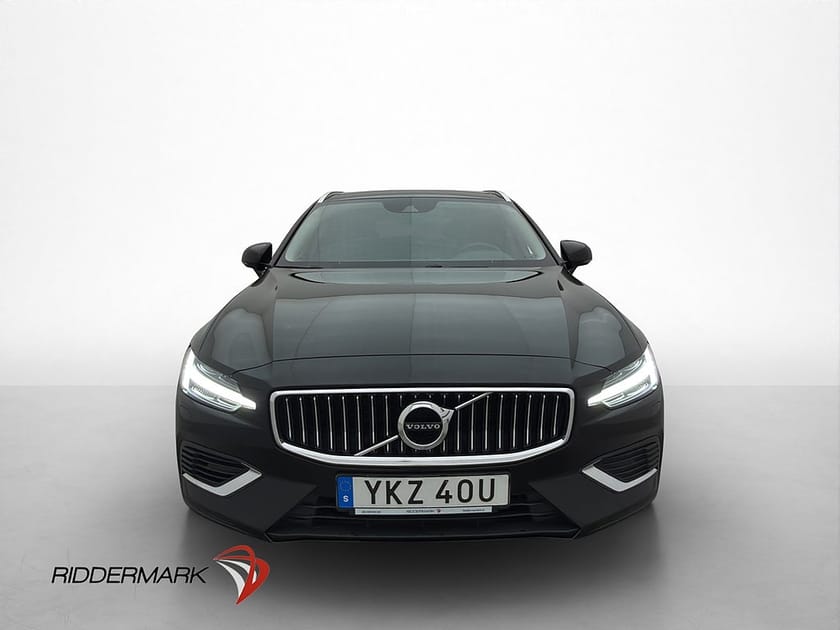 Bild 2 av Volvo V60 Recharge T6 AWD Advanced Drag Kamera Värmare