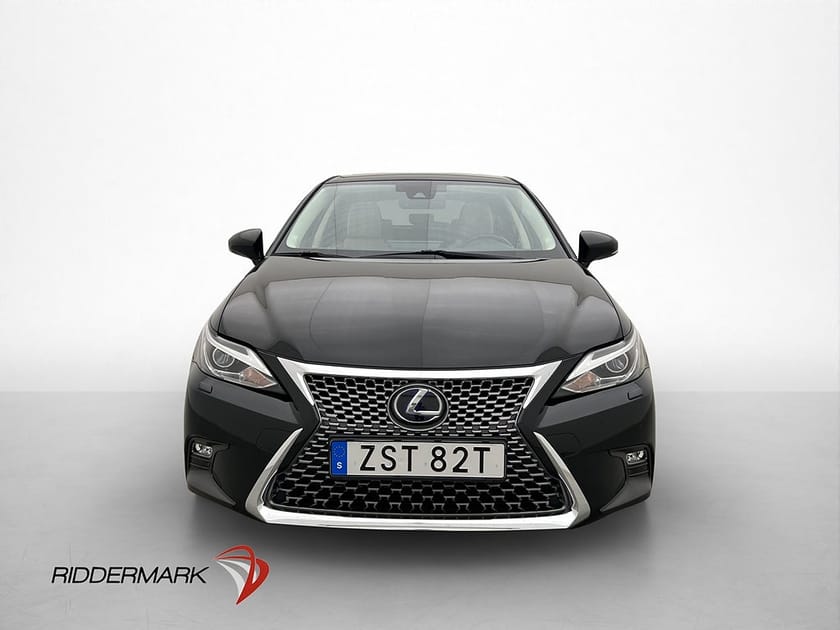 Bild 2 av Lexus CT 200h 1.8 CVT 136hk F-Sport Pano Navi Kamera Sensor