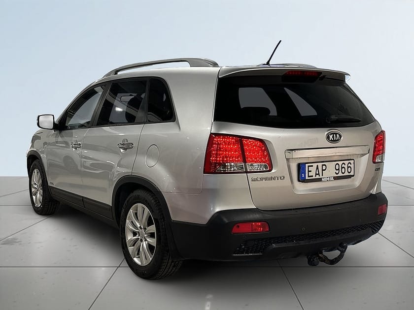Bild 5 av Kia Sorento 2.2 4WD EX Drag Mvärm Skinn Panorama Elstol S/V-hjul