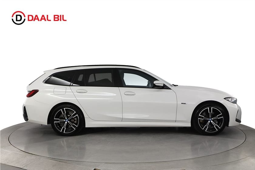 Bild 5 av BMW 330e xDrive Touring 292HK M-SPORT DRAG COCKPIT NAVI HIFI