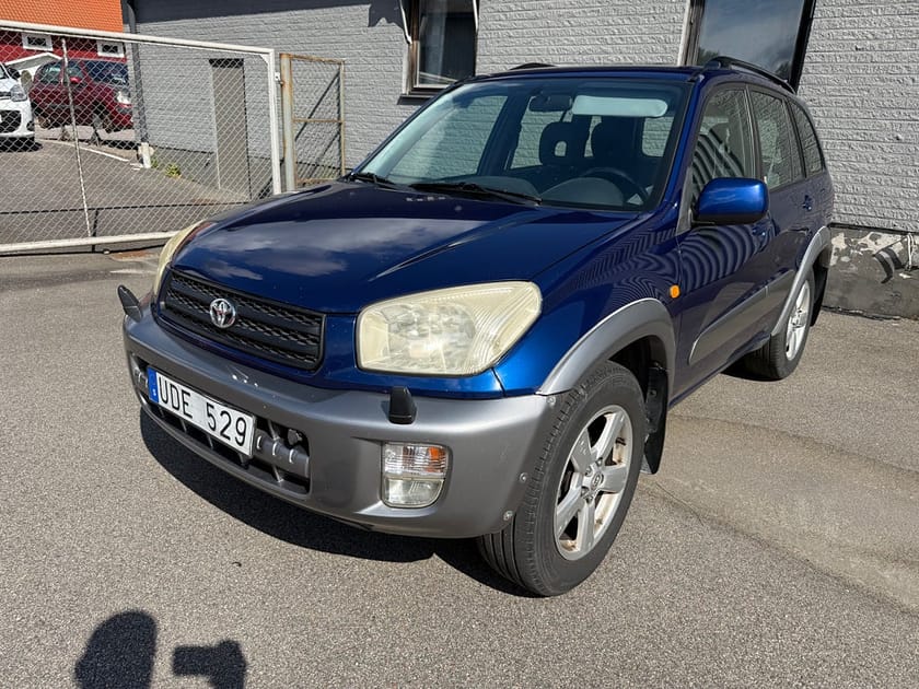 Bild 2 av Toyota RAV4 2.0 VVT-i 150HK 4X4 WIDEBODY / DRAG