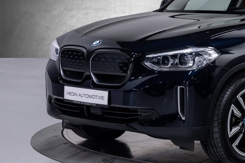 Bilde 2 av BMW iX3 Charged