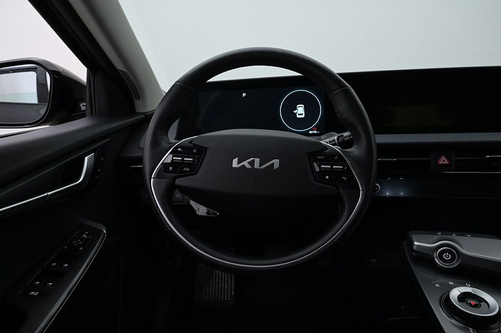 Kia EV6 77.4 kWh 2023, photo 7/10