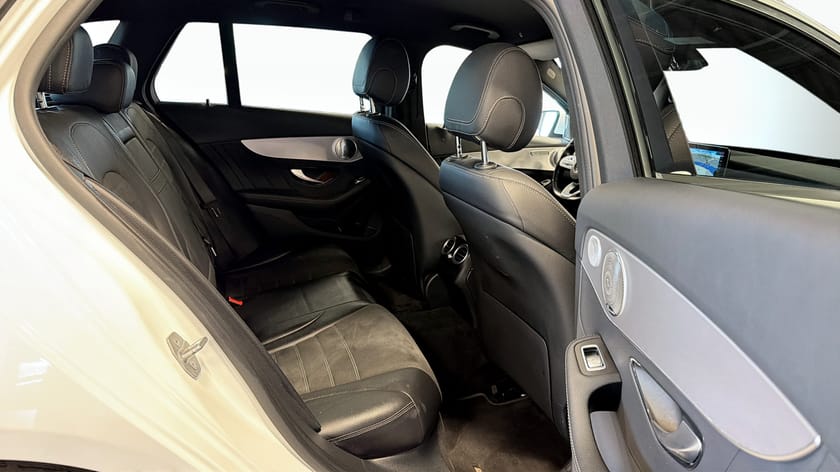 Bild 5 av Mercedes-Benz C 300 T de 300DE 320hk AMG 320hk Drag Burmester Värmare