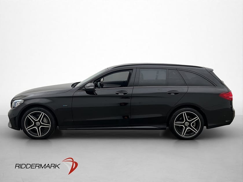 Bild 4 av Mercedes-Benz C 300 T e C300 AMG Line Drag 360° Skinn/Alcantara