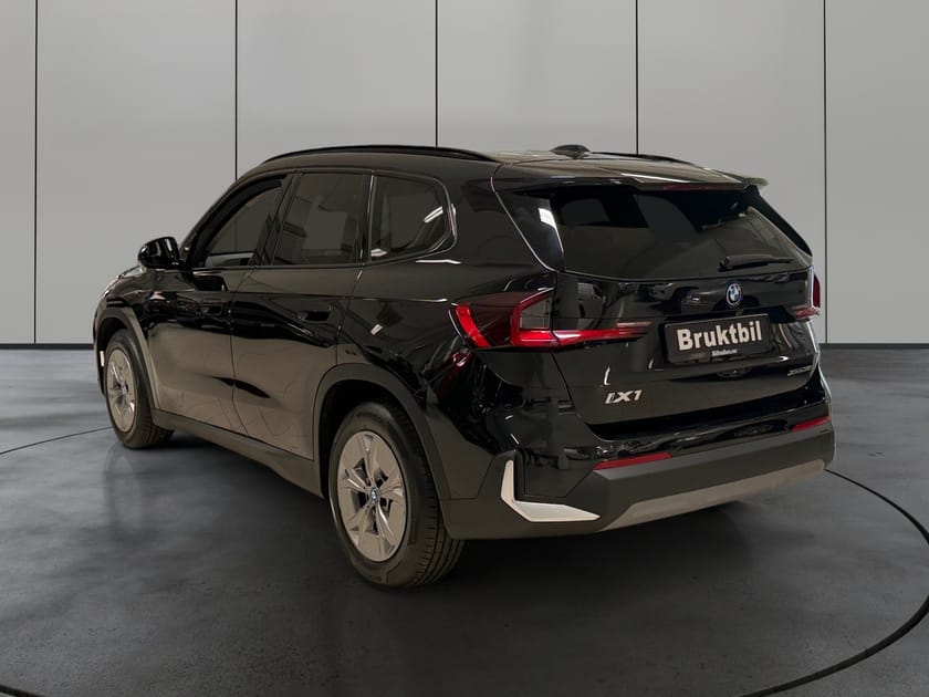Bilde 3 av BMW iX1 xDrive30 