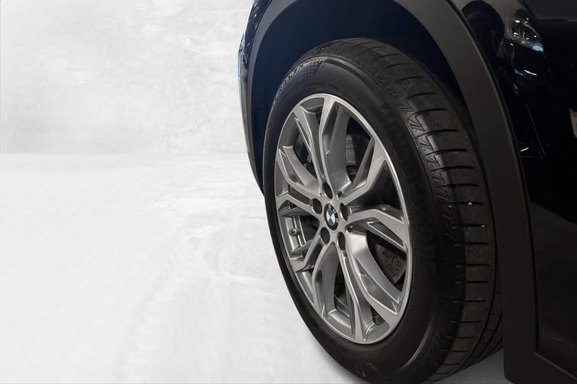 Bilde 2 av BMW X1 xDrive25e Hengerfeste, HeadUp, Navi, Ryggekamera