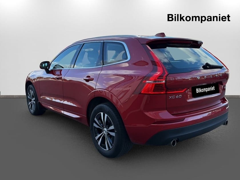 Bild 5 av Volvo XC60 B4 AWD Geartronic Momentum Advanced Kamera Drag SoV
