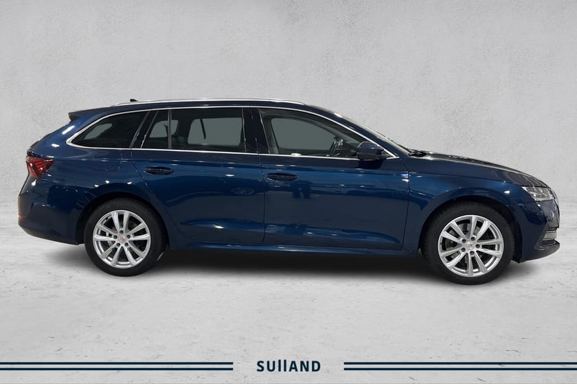 Bilde 5 av Škoda Octavia Stasjonsvogn 2,0 TDI 200hk 4x4 Style Hengerfeste Webasto Skinn DAB